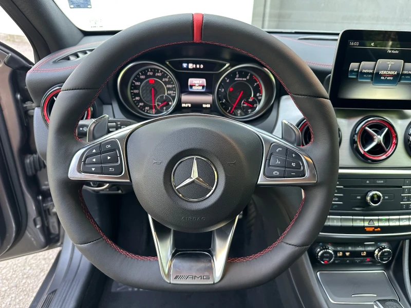 Mercedes-Benz GLA 45 AMG, снимка 12 - Автомобили и джипове - 51259308