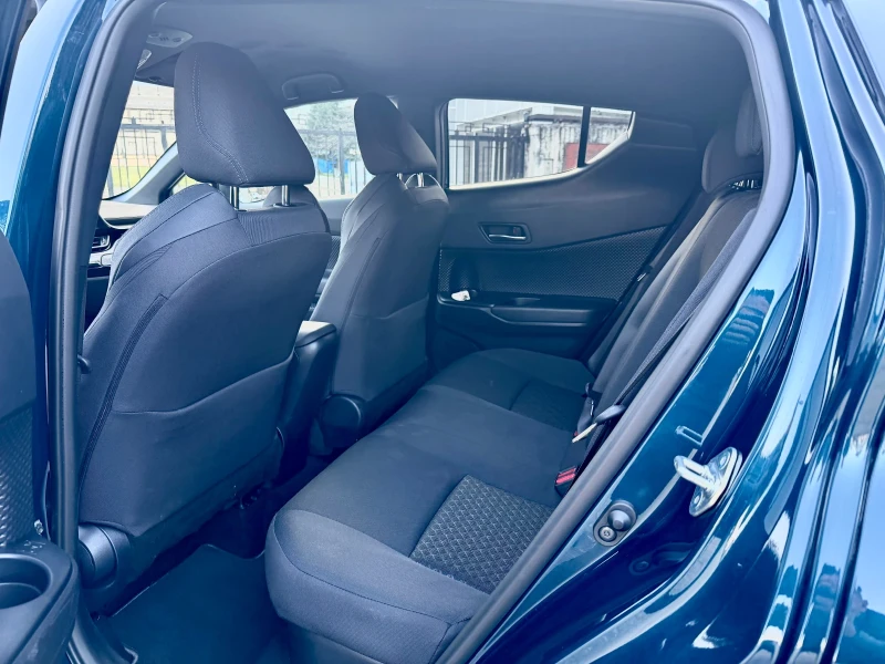 Toyota C-HR 1.8 Hybrid Facelift, снимка 14 - Автомобили и джипове - 52885299