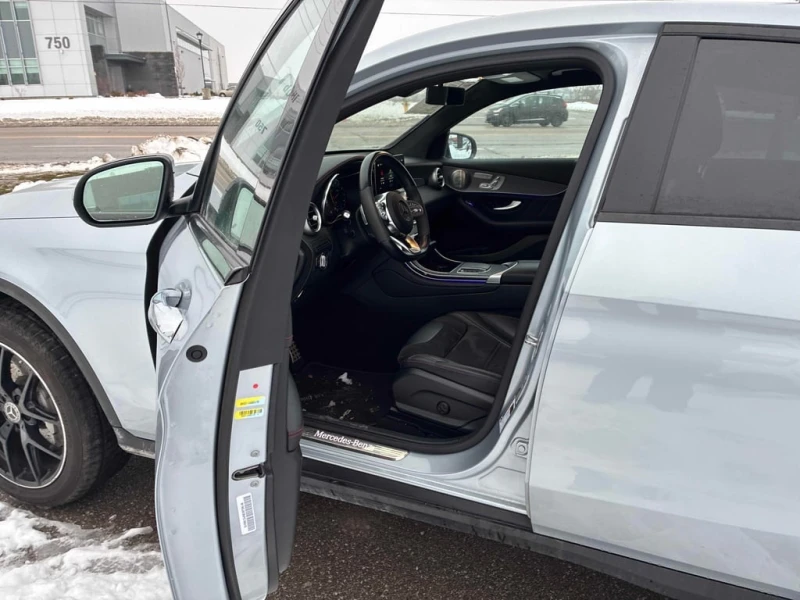 Mercedes-Benz GLC * 300 * CARFAX * БЕЗ ПЪРВОНАЧАЛНА ВНОСКА, снимка 13 - Автомобили и джипове - 52904332