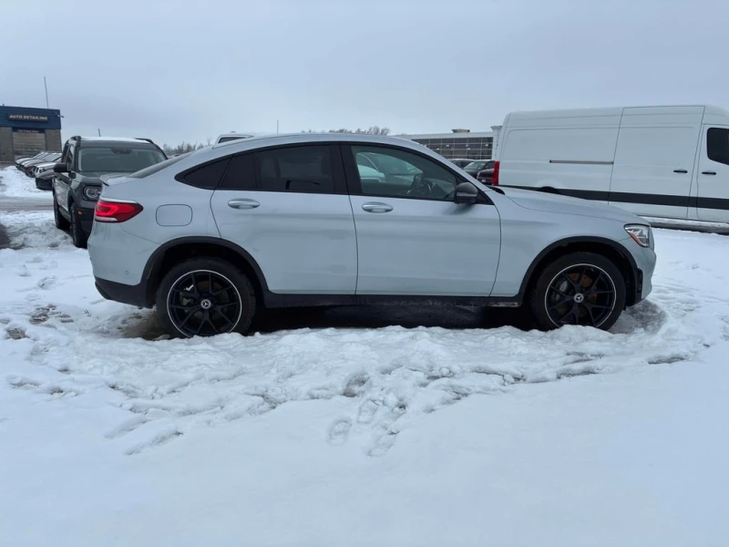 Mercedes-Benz GLC * 300 * CARFAX * БЕЗ ПЪРВОНАЧАЛНА ВНОСКА, снимка 3 - Автомобили и джипове - 52904332