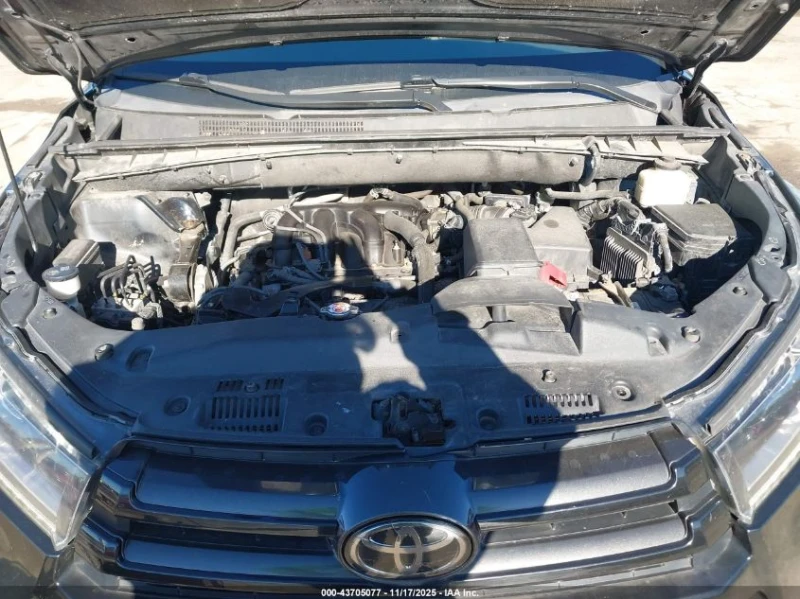 Toyota Highlander SE * СТАВА НА ГАЗ* , снимка 10 - Автомобили и джипове - 53330203