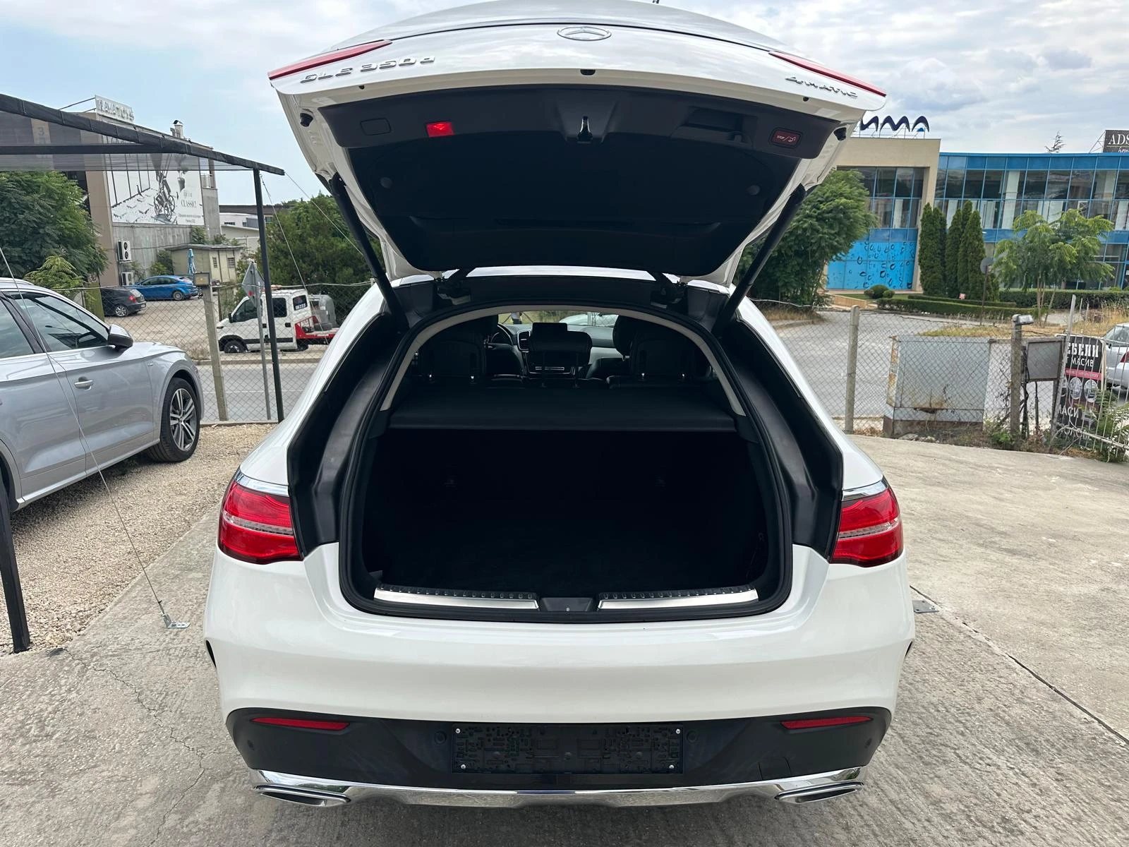 Mercedes-Benz GLE 350 9G* 360CAM* COUPE* WHITE-PEARL* AMG-PACK - изображение 9