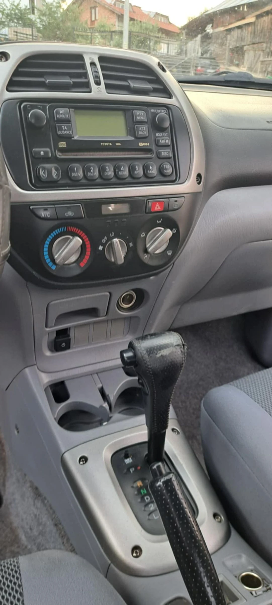Toyota Rav4  - изображение 3