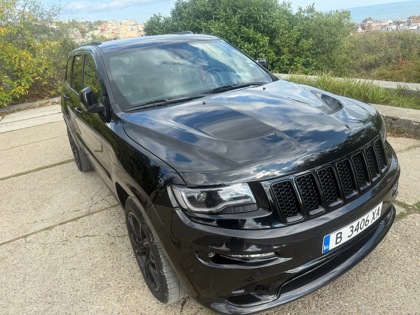 Jeep Grand cherokee 6.4 SRT - изображение 2