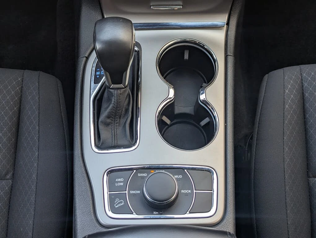 Jeep Grand cherokee Laredo CAM* ПОДГРЕВ* KYELESS*  - изображение 9