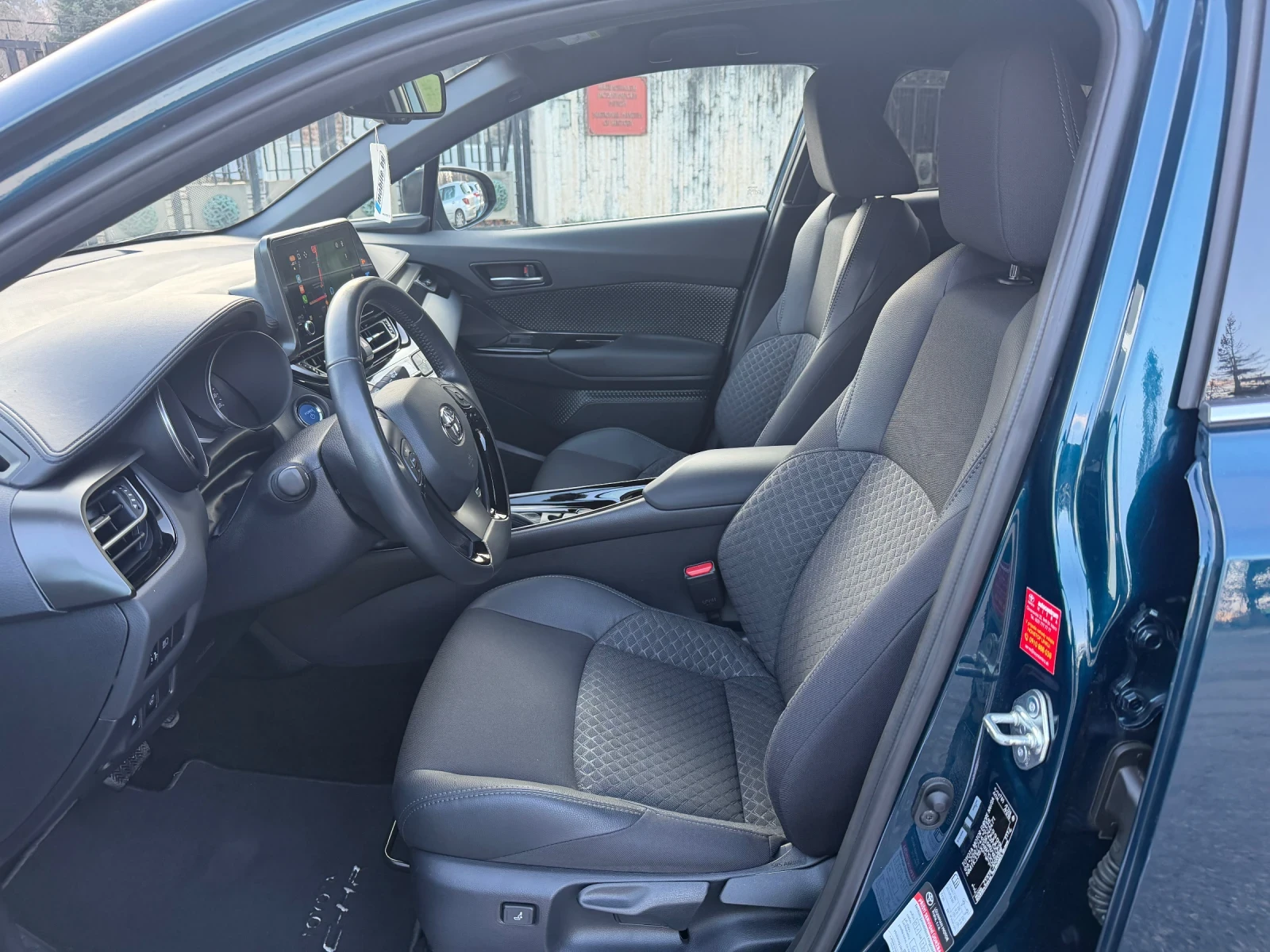 Toyota C-HR 1.8 Hybrid Facelift | Mobile.bg � ����������� 9