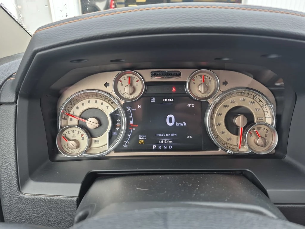 Dodge RAM 1500 * Longhorn * CARFAX * ФИНАНСИРАНЕ - изображение 8