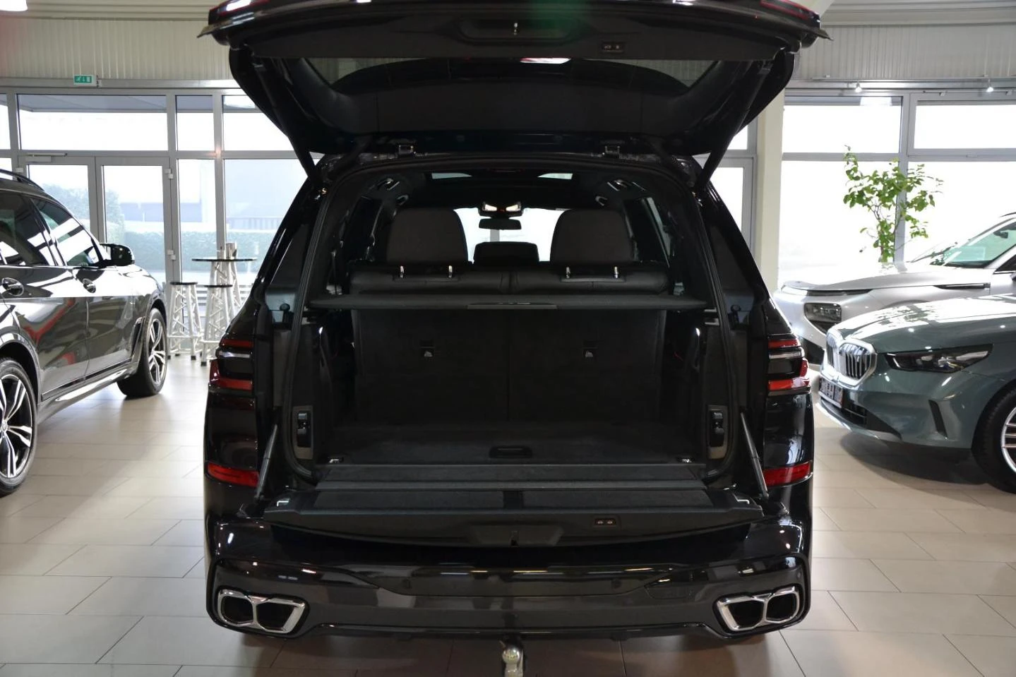 BMW X7 M60i xDrive | Mobile.bg � ����������� 14