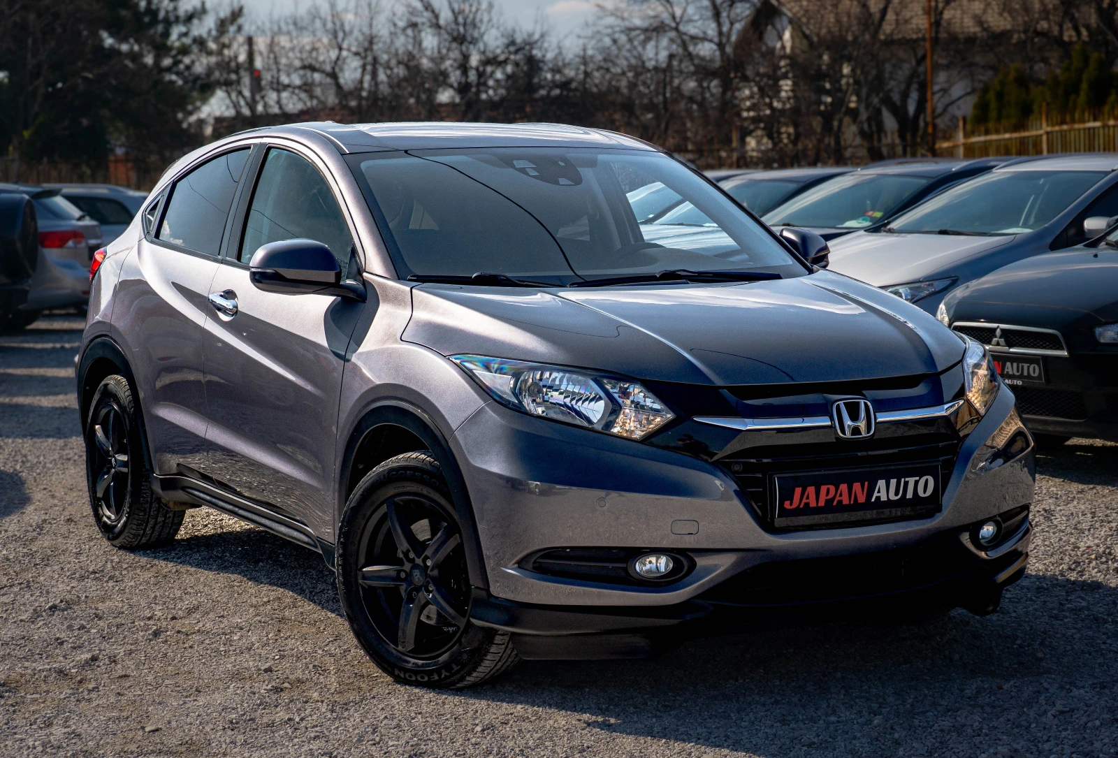 Honda Hr-v 1.5 i-VTEC С ГАРАНЦИЯ! ТОП!!! БЕЗПЛАТНА ГО ЗА 1г., снимка 3 - Автомобили и джипове - 53736275