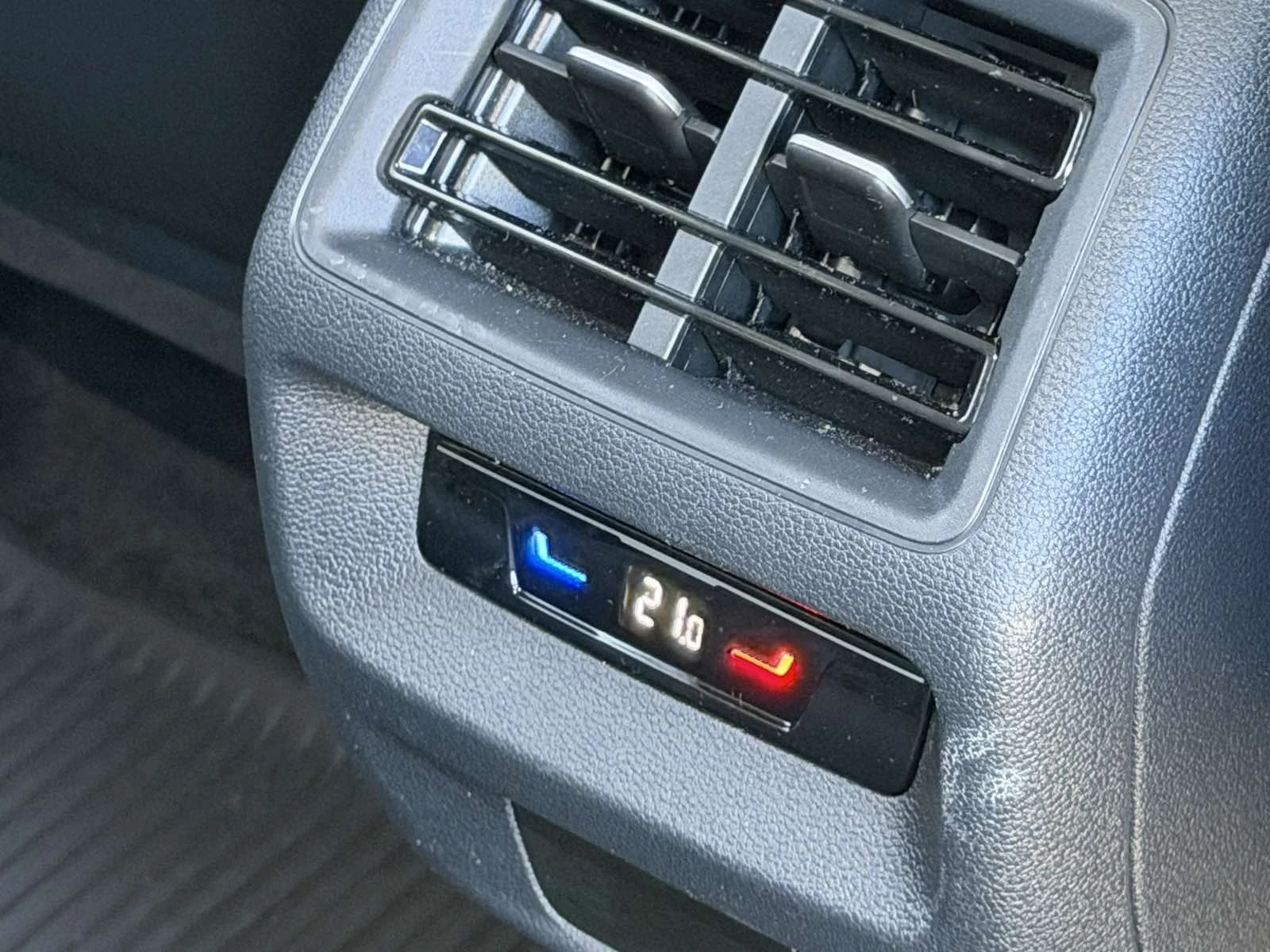 VW Tiguan 1.5 eTsi 150hp | Mobile.bg � ����������� 15