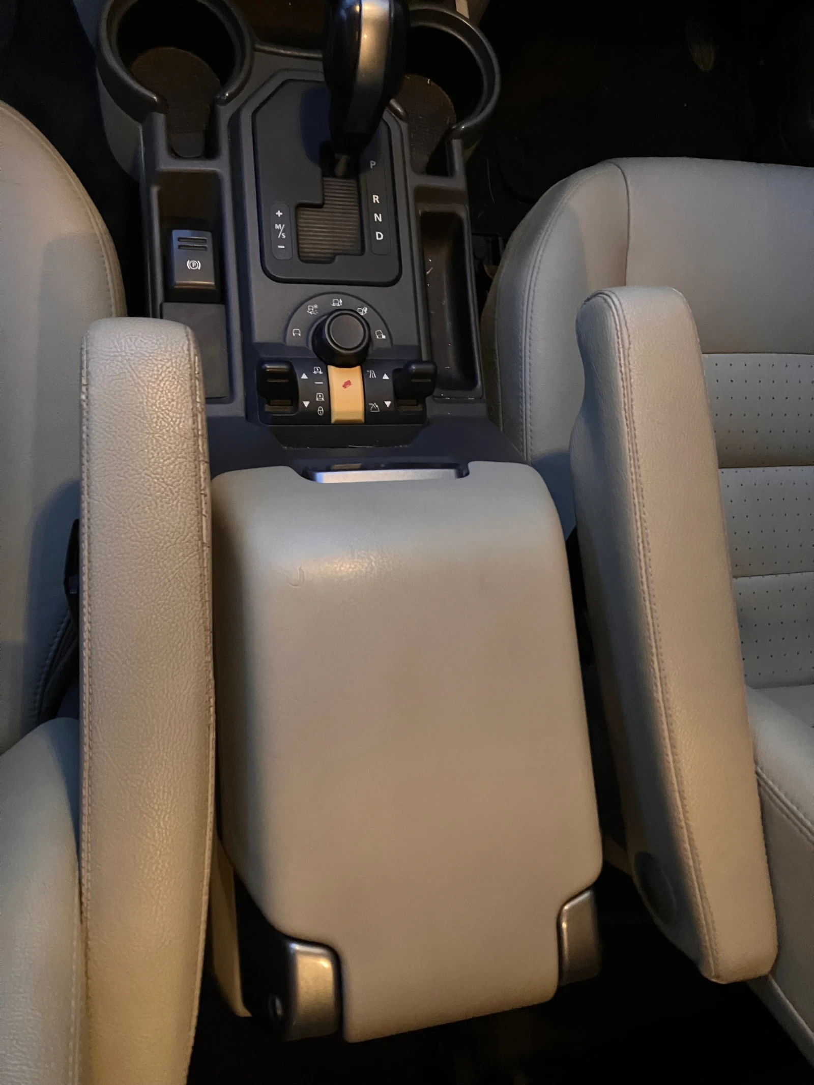 Land Rover Discovery 3, снимка 6 - Автомобили и джипове - 56582125