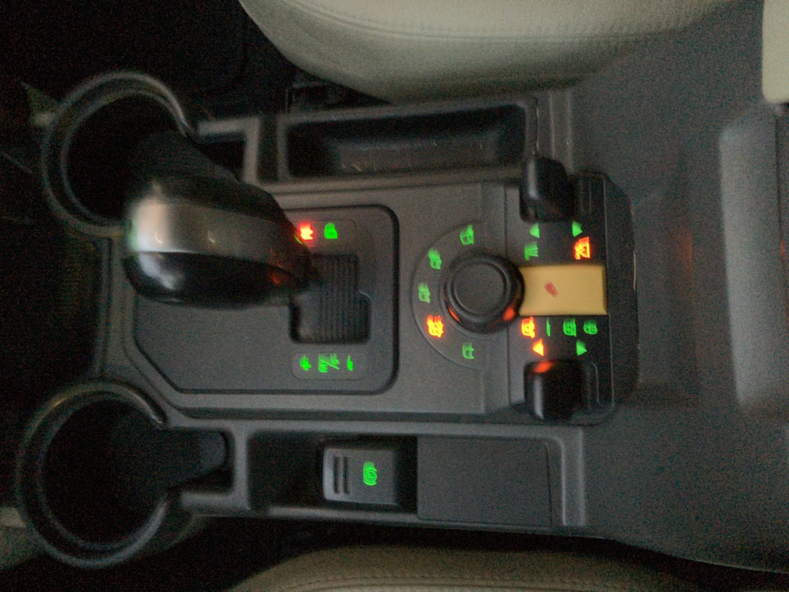 Land Rover Discovery 3, снимка 17 - Автомобили и джипове - 56582125