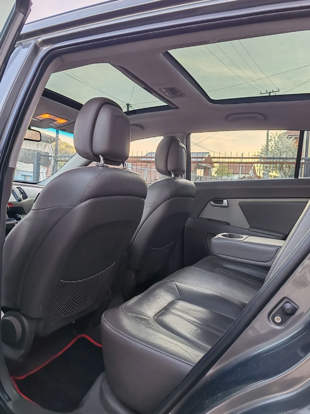 Kia Sportage 2.0 CRDI4?4 НАВИ.КОЖА ПАНОРАМА.АВТОМАТ, ПОДГРЕВ, снимка 12 - Автомобили и джипове - 54414993