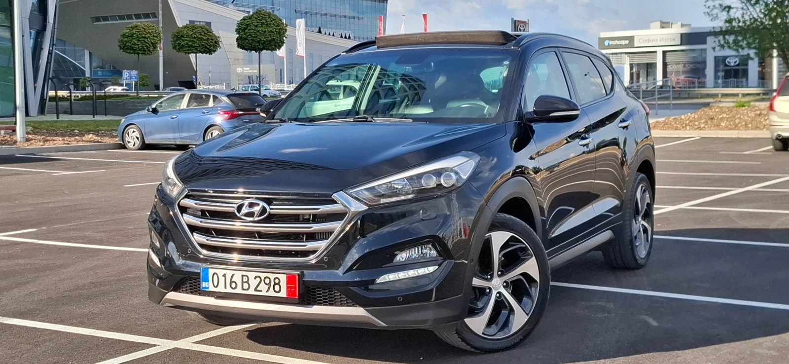 Hyundai Tucson Vertex 185кс Аутомат 4х4 Панорама , снимка 3 - Автомобили и джипове - 54414961