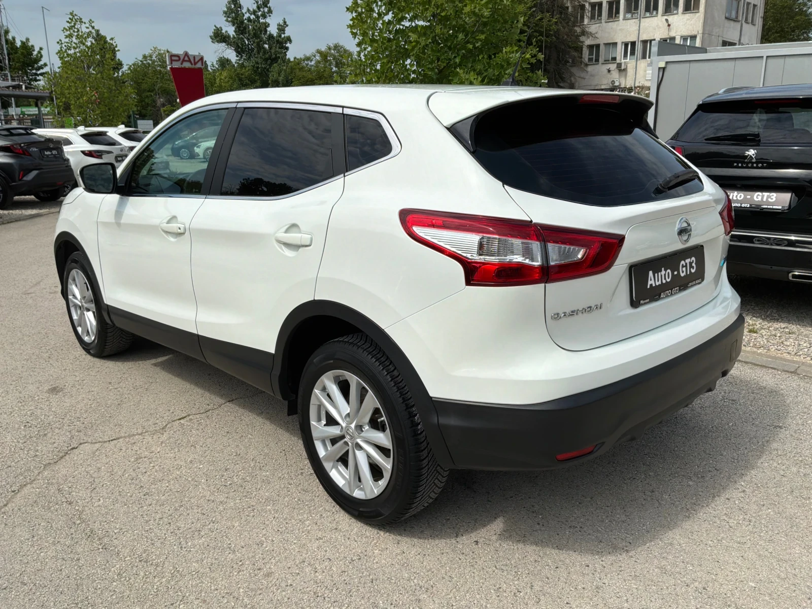 Nissan Qashqai 1.5D 110k.с 6ск. NAVI, снимка 6 - Автомобили и джипове - 54618930