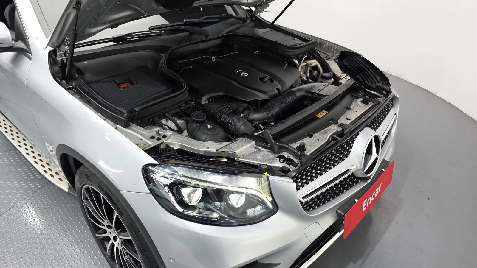 Mercedes-Benz GLC 250 КУПЕ| ПАНО| 360| HUD| ПОДГРЕВ, снимка 5 - Автомобили и джипове - 54621374