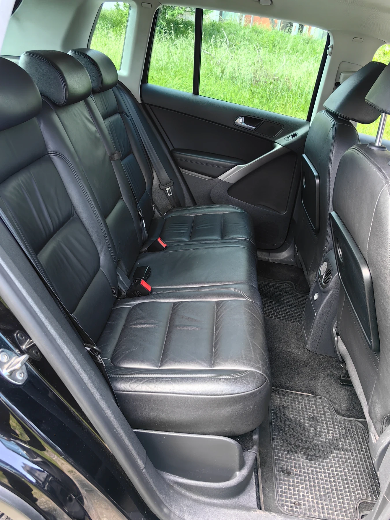 VW Tiguan 4х4, снимка 7 - Автомобили и джипове - 54797919