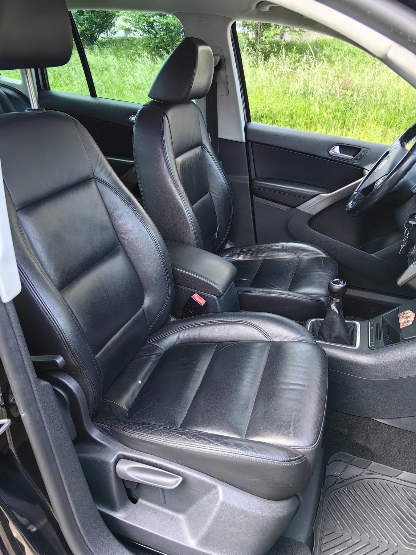 VW Tiguan 4х4, снимка 5 - Автомобили и джипове - 54797919