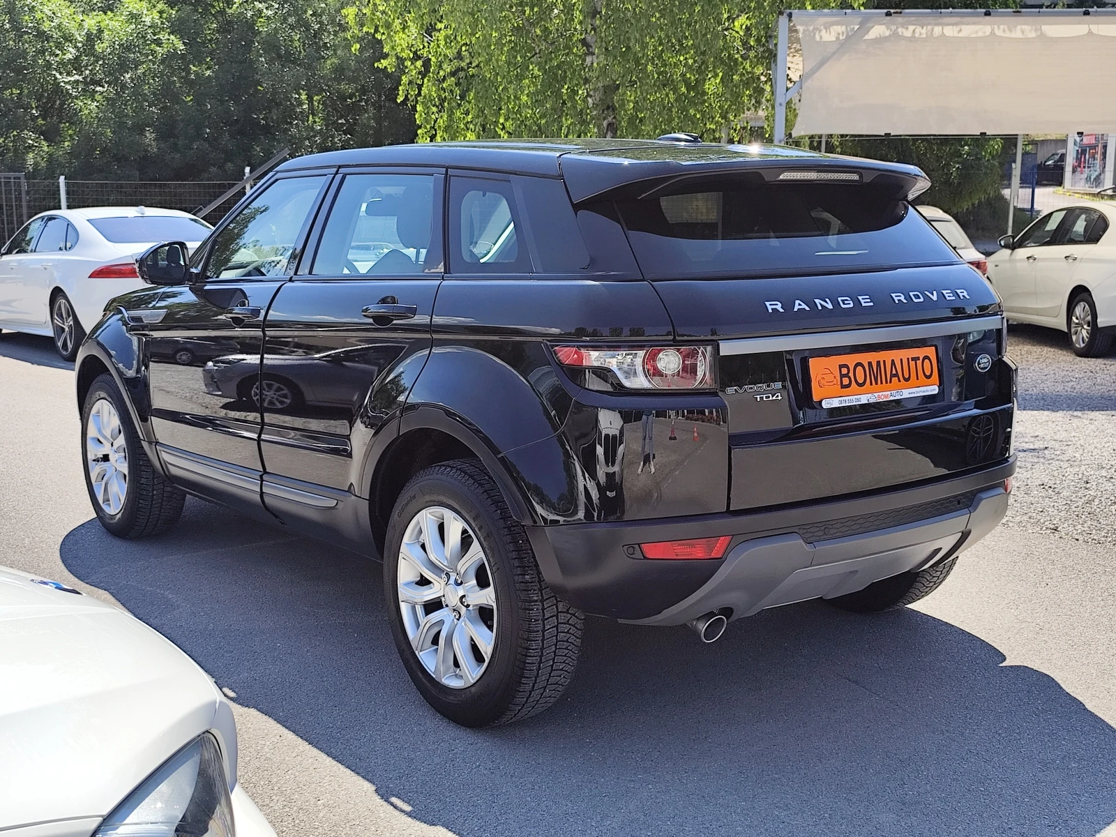 Land Rover Range Rover Evoque 2.2TD4* PRESTIGE* 4X4* LED* EURO 5B* , снимка 6 - Автомобили и джипове - 55049668