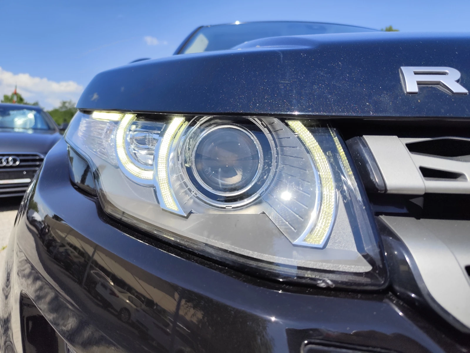 Land Rover Range Rover Evoque 2.2TD4* PRESTIGE* 4X4* LED* EURO 5B* , снимка 16 - Автомобили и джипове - 55049668