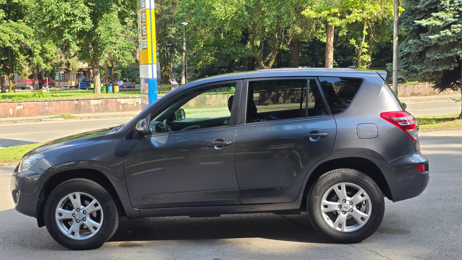 Toyota Rav4 2.0i 4X4 ШВЕЙЦАРИЯ , снимка 8 - Автомобили и джипове - 55170744