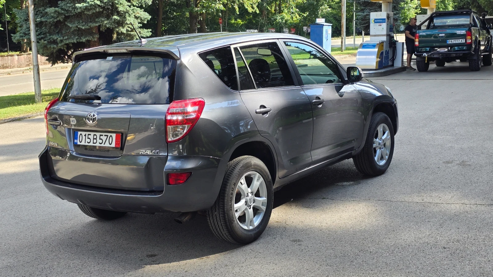 Toyota Rav4 2.0i 4X4 ШВЕЙЦАРИЯ , снимка 5 - Автомобили и джипове - 55170744