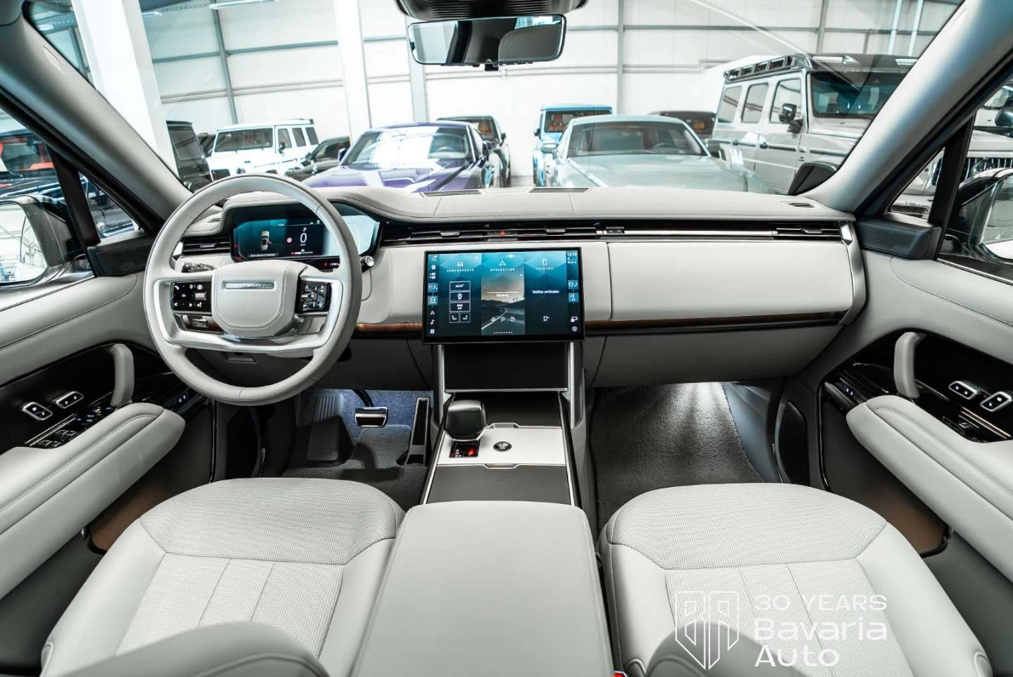Land Rover Range rover P615 SV Fond TV  SV Intrepid, снимка 12 - Автомобили и джипове - 55215268
