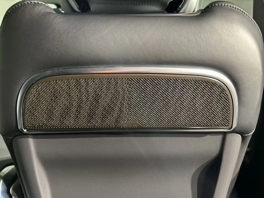 Land Rover Range rover P550e / AUTOBIOGRAPHY / MERIDIAN / 360 / HUD /, снимка 14 - Автомобили и джипове - 56326399