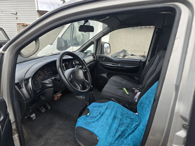 Hyundai H1 2.5CRDI 140кс Facelift на части, снимка 5 - Бусове и автобуси - 49296511