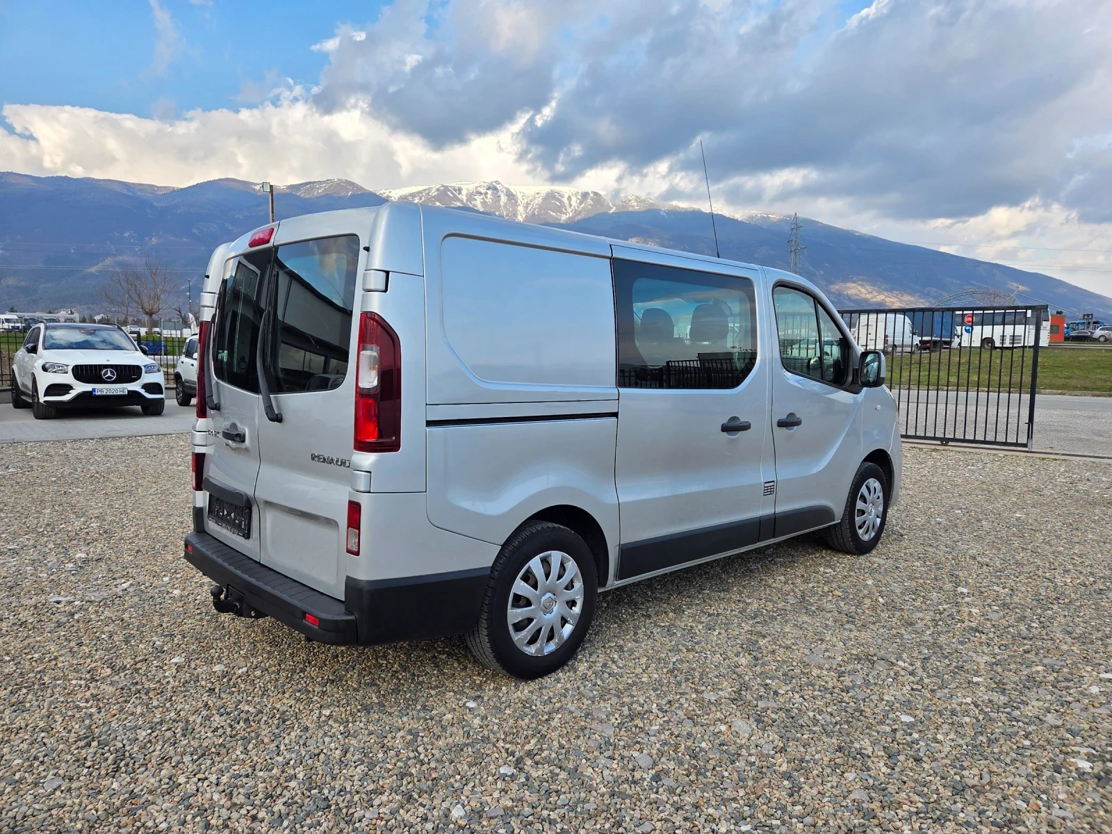 Renault Trafic 1.6 tdci klimatik 6 места  - изображение 6