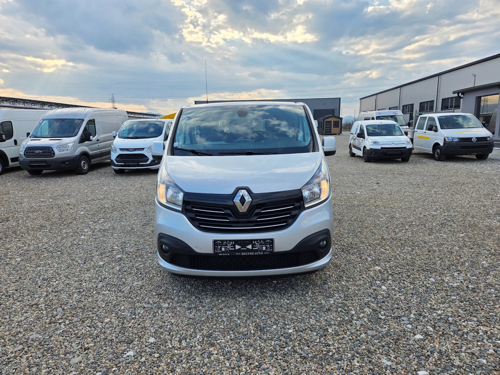 Renault Trafic 1.6 tdci klimatik 6 места  - изображение 2