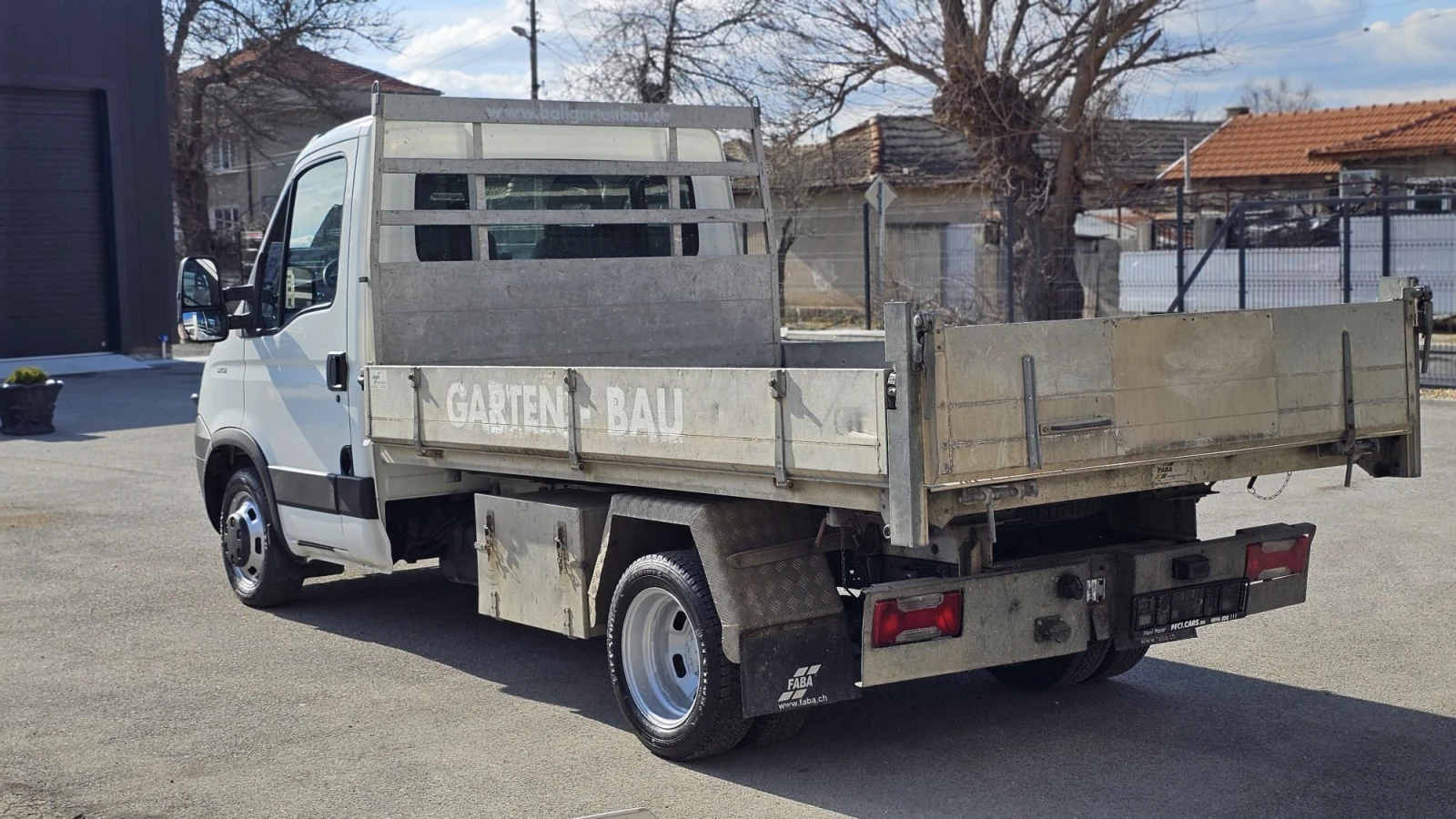 Iveco Daily 35C15 3.0D 6SP CH-СОБСТВЕН ХОД-ТОП СЪСТ.-ЛИЗИНГ, снимка 4 - Бусове и автобуси - 54055867