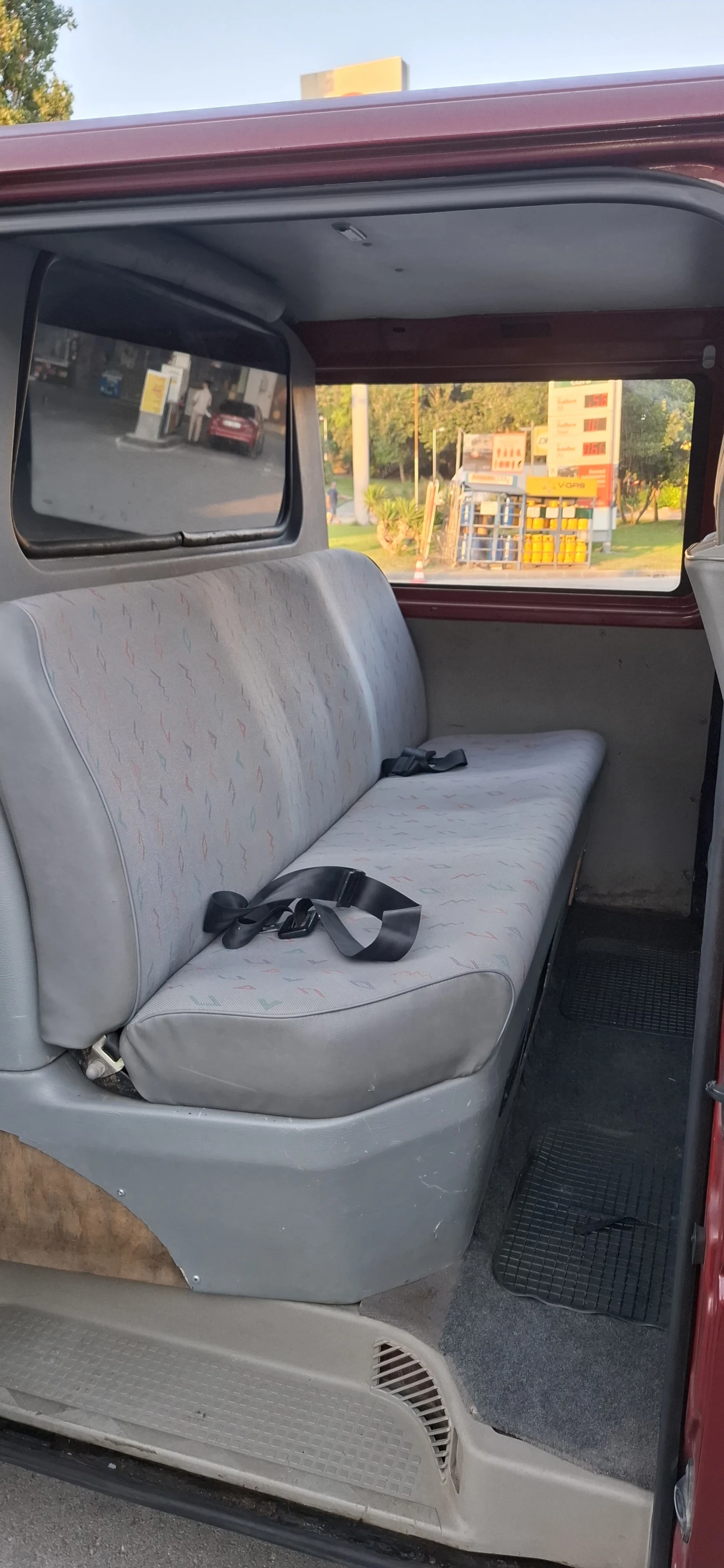 VW T4, снимка 5 - Бусове и автобуси - 55537529