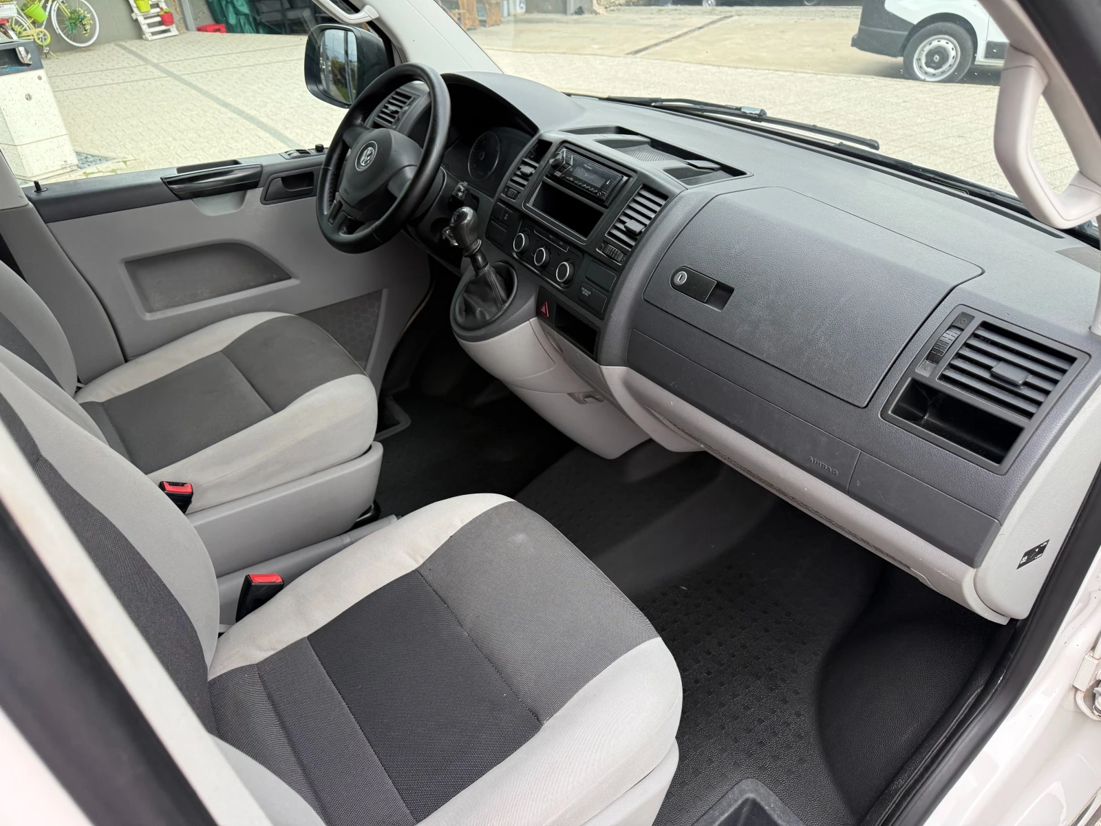 VW Transporter 2.0TDI ���������������� 5-������ ����� Euro 5  | Mobile.bg � ����������� 11