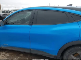 Ford Mustang Mach-E SELECT RWD, снимка 14