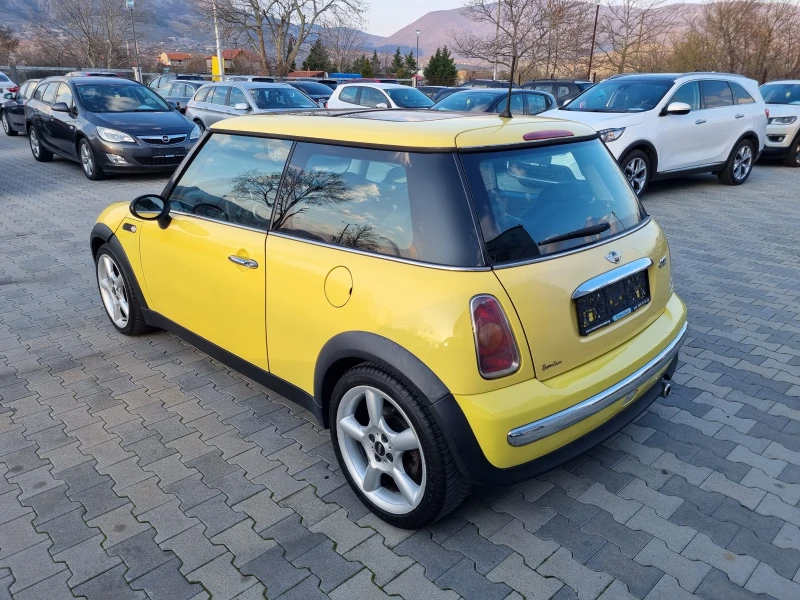 Mini Cooper 1.6i 90кс БЕНЗИН* ПАНОРАМА, КОЖА, КЛИМАТРОНИК, снимка 4 - Автомобили и джипове - 44881419