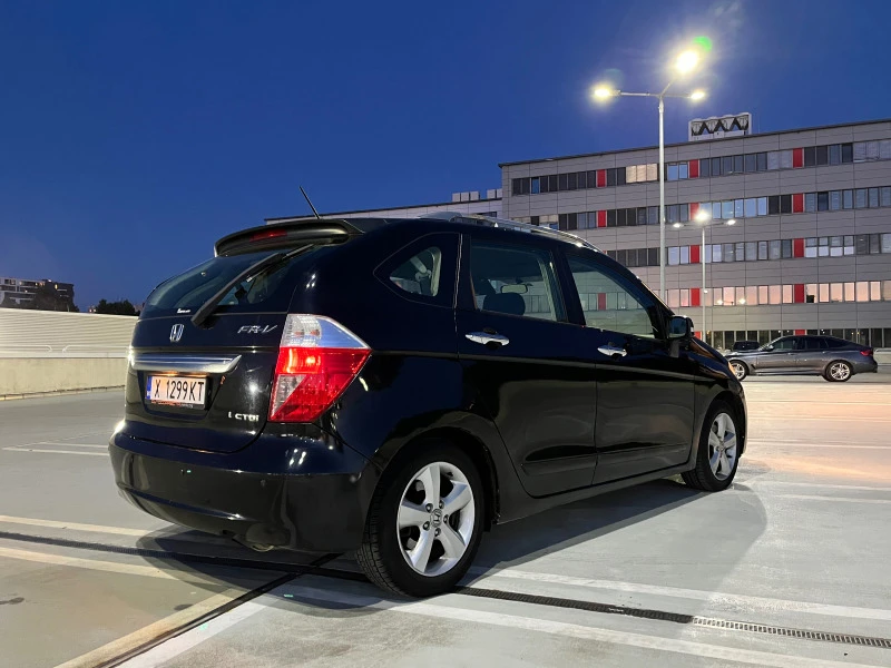 Honda Fr-v 2.2 I-CDTI, снимка 6 - Автомобили и джипове - 47160535