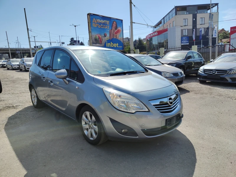 Opel Meriva, снимка 8 - Автомобили и джипове - 47355685