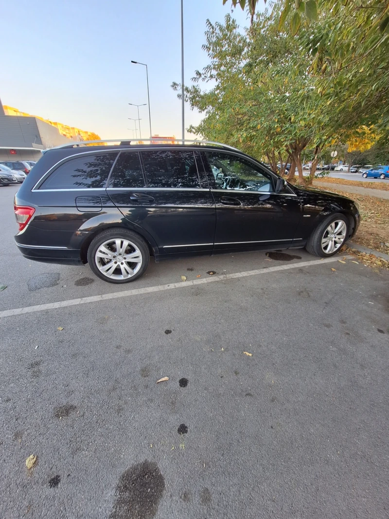 Mercedes-Benz C 220, снимка 3 - Автомобили и джипове - 47805670