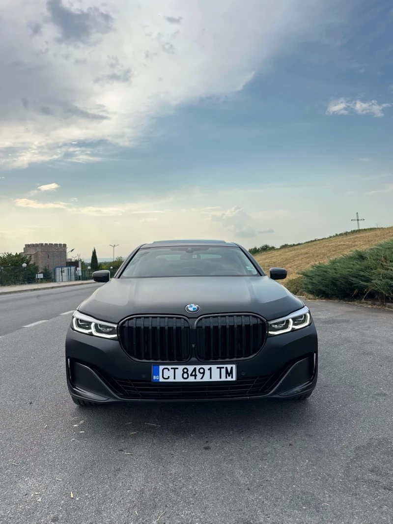 BMW 740 740i/ 69 000км/ LONG Head-up 360 cam , снимка 2 - Автомобили и джипове - 51478418