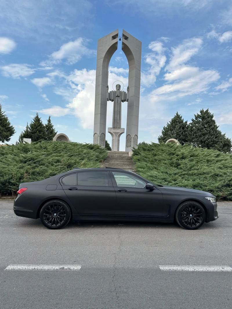 BMW 740 740i/ 69 000км/ LONG Head-up 360 cam , снимка 4 - Автомобили и джипове - 51478418