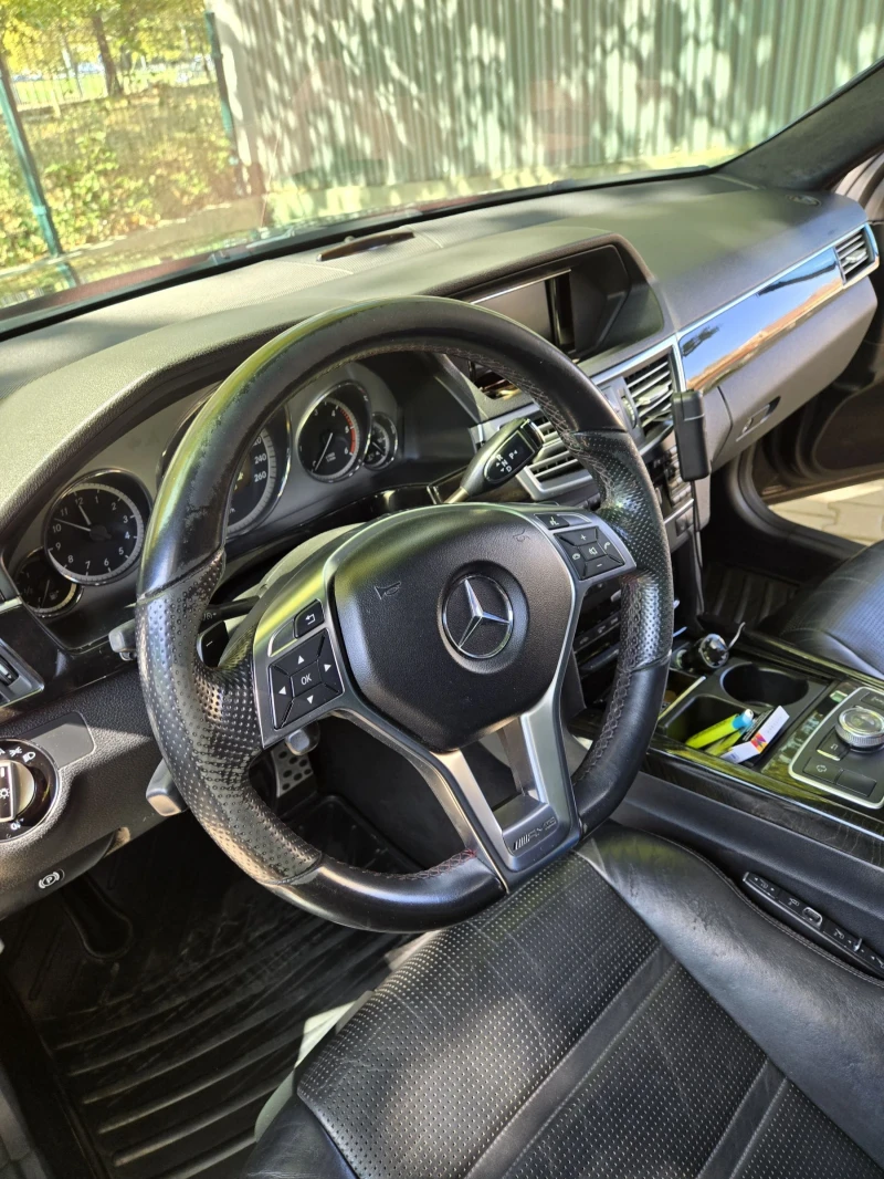 Mercedes-Benz E 350, снимка 15 - Автомобили и джипове - 52474376
