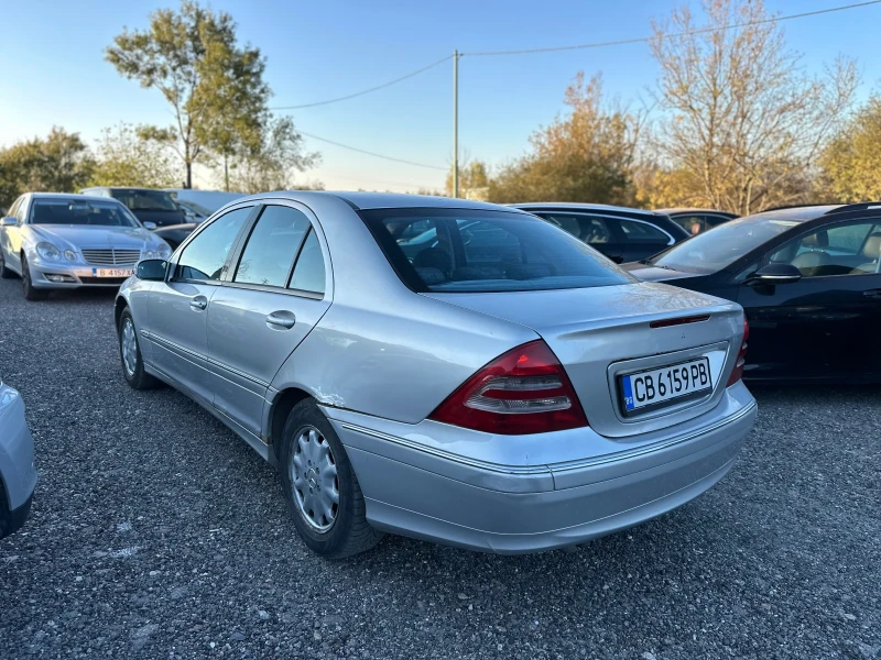 Mercedes-Benz C 220, снимка 5 - Автомобили и джипове - 52313432