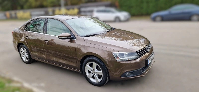 VW Jetta 1, 4 TSI, снимка 4 - Автомобили и джипове - 52351103