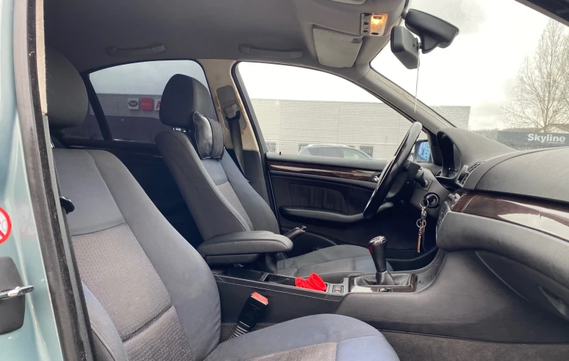 BMW 316 1.8, снимка 9 - Автомобили и джипове - 52621092