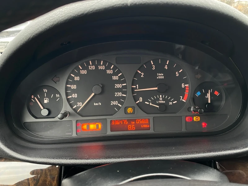 BMW 316 1.8, снимка 12 - Автомобили и джипове - 52621092