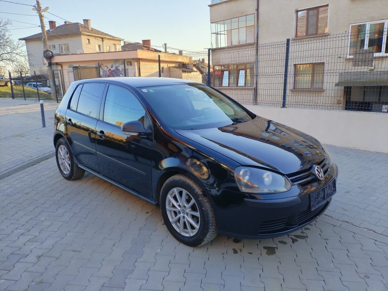 VW Golf 1.9 TDI 90кс Малкия данък Уникат , снимка 3 - Автомобили и джипове - 52816522