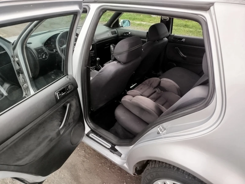 VW Golf 1.9 , снимка 12 - Автомобили и джипове - 53293519