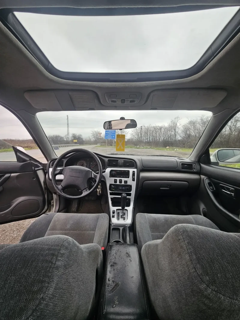 Subaru Legacy 2.5 автомат, снимка 8 - Автомобили и джипове - 53298693