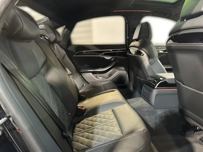 Audi S8 TFSI* BLACK OPTIC* MATRIX* ПАНО* B&O* ГАРАНЦИЯ, снимка 12 - Автомобили и джипове - 53429313